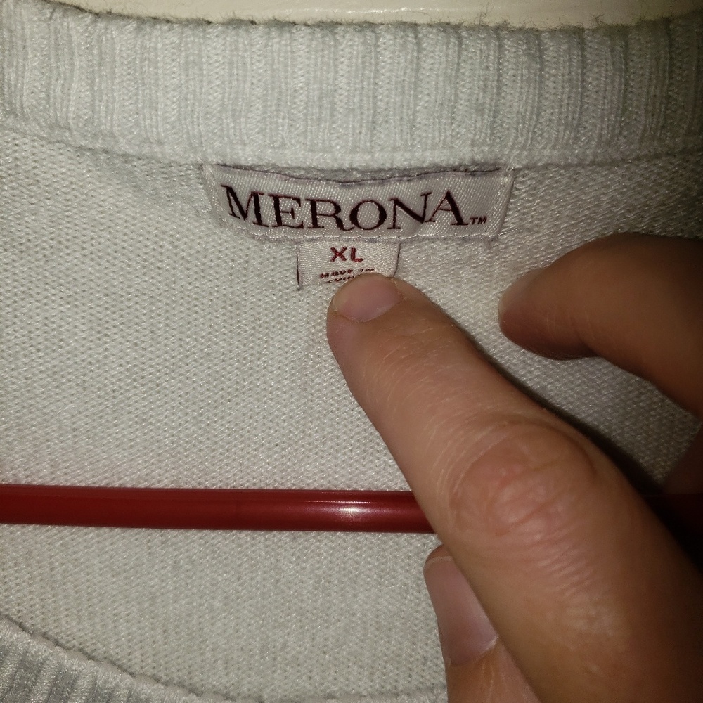 Sweater! - Picture 3 of 3